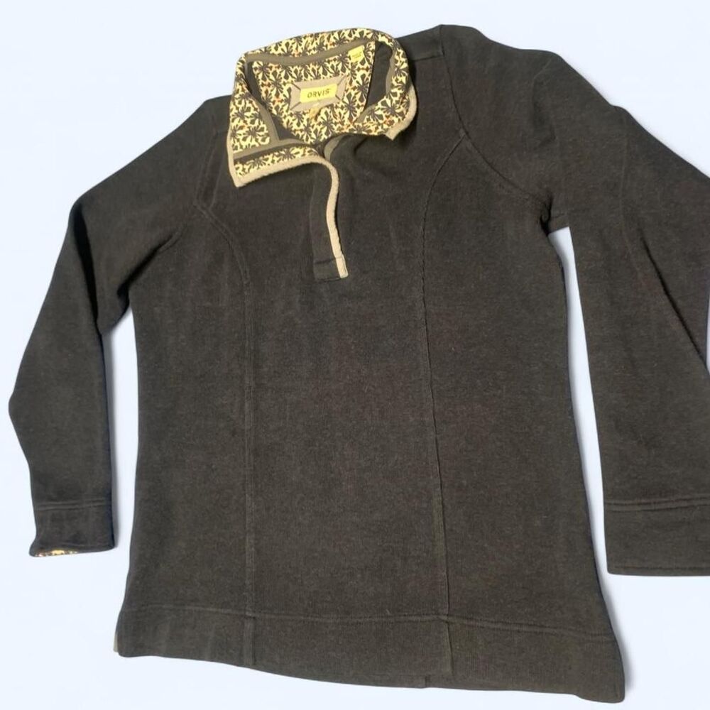 Orvis Women's Grey and Black Jumper
